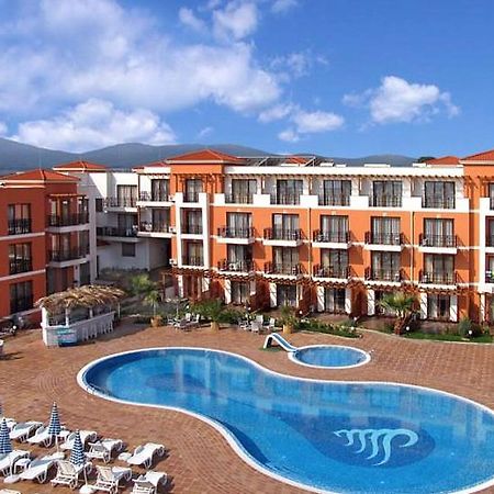 Hotel Paradise Garden Csernomorec Kültér fotó